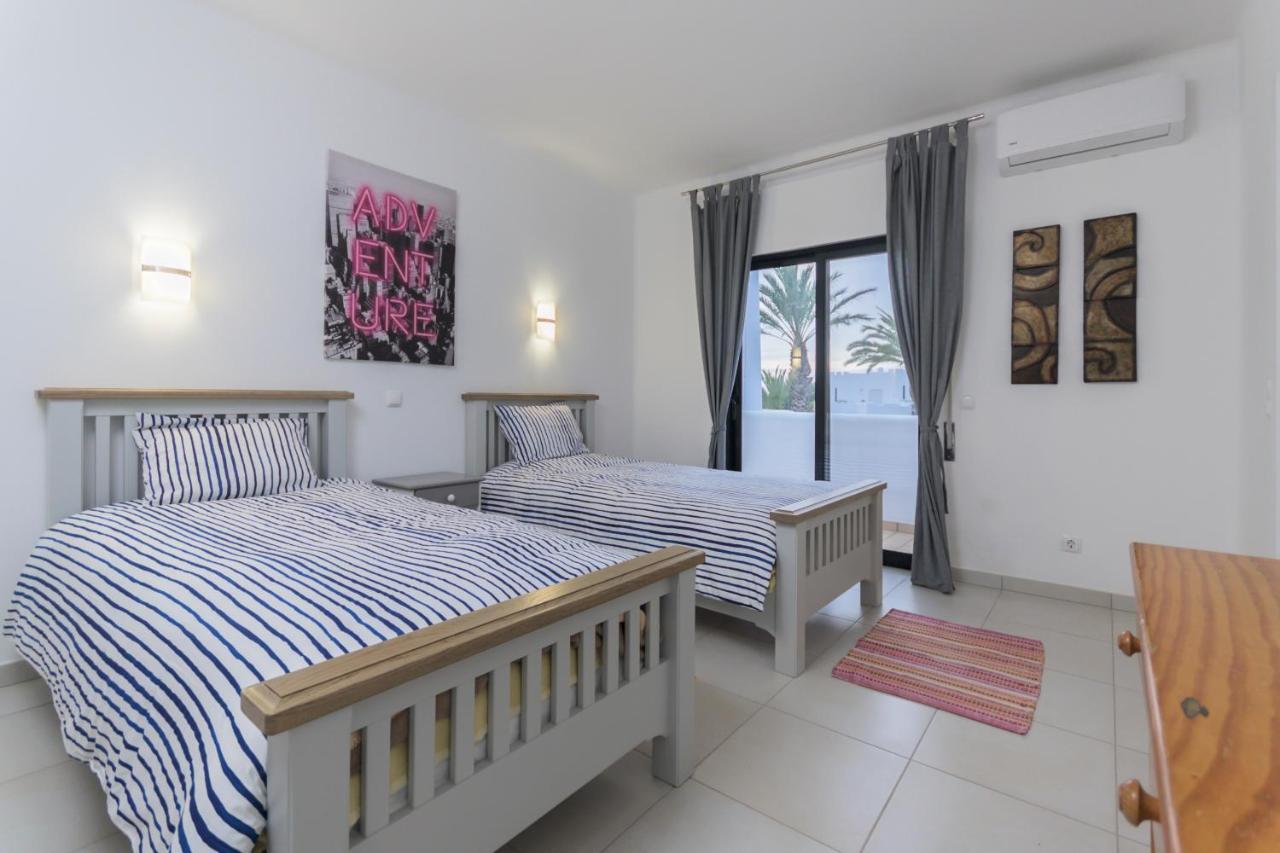 Superb Beach Townhouse At Vila Gaivota Resort Ferragudo Ngoại thất bức ảnh